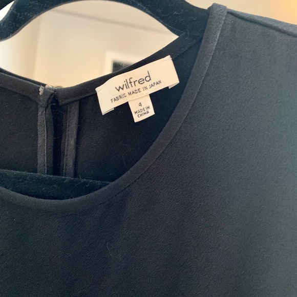 Aritzia Wilfred open shoulder dress - Picture 5 of 7